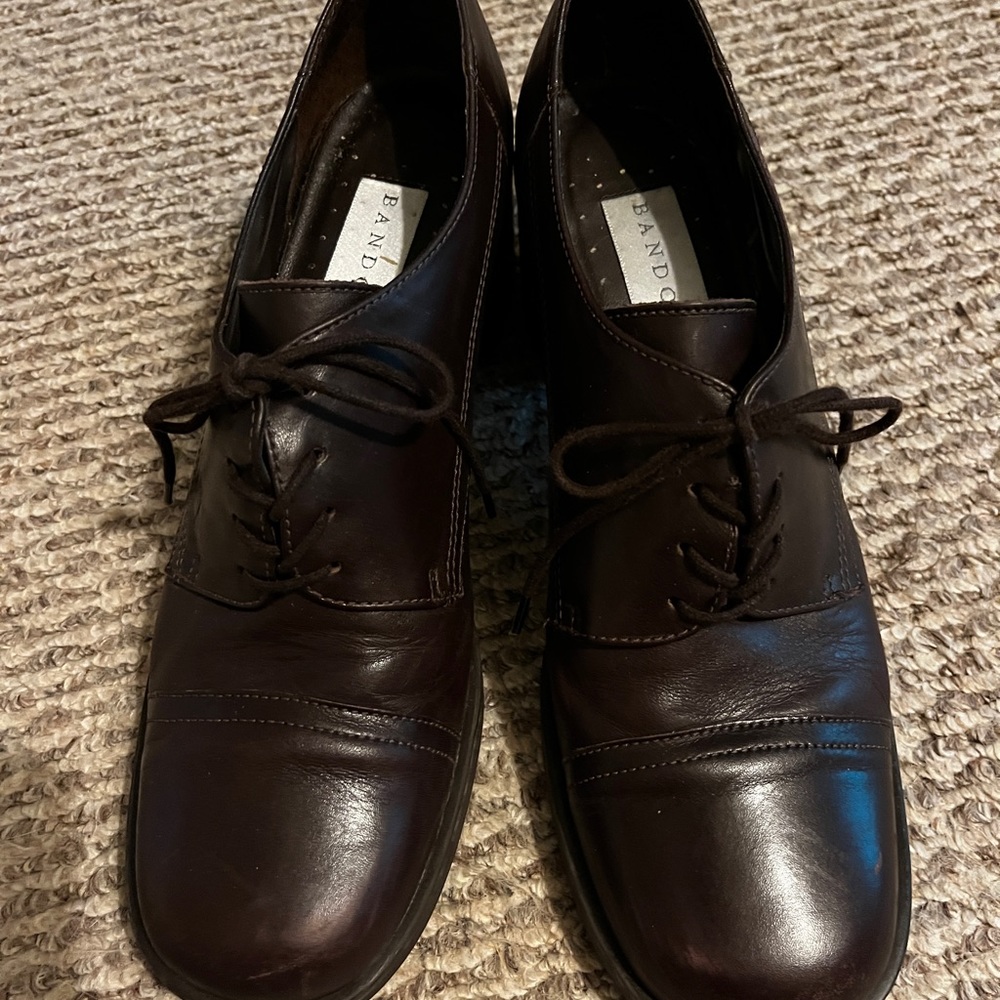 •SOLD• Bandolino Lace-Up Loafer